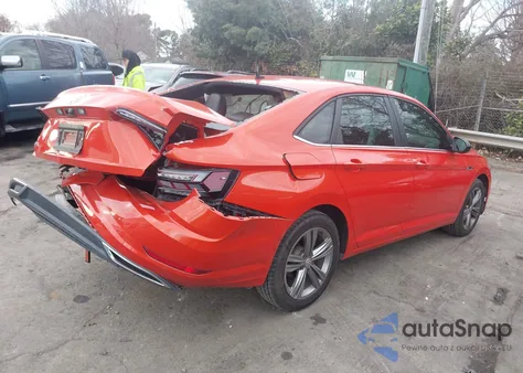 2019 Volkswagen Jetta 1.4T R-Line/1.4T S/1.4T Se z USA, uszkodzony, nr VIN 3VWC57BU0KM110891